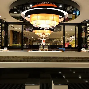 Apa Kobuchi Ekimae 3*, Sagamihara Japan
